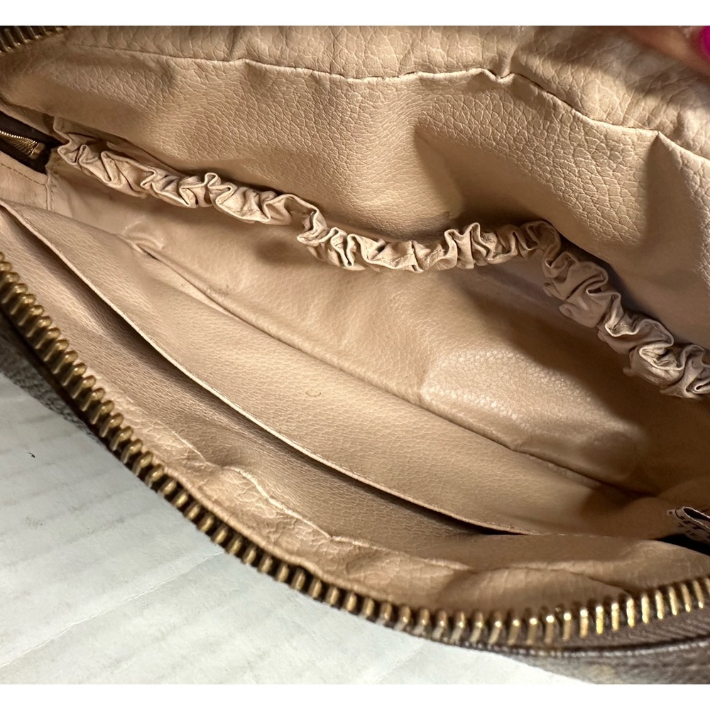 Louis Vuitton Cosmetic Pouch Trousse Toilette 23 - Picture 12 of 12